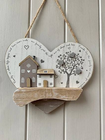 White-Washed House Hearts & Tree Shabby Chic Hanging Heart Hanger | Corazones de madera, Tablillas decoradas, Manualidades recicladas