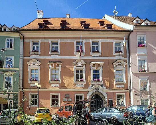 Soubor:Cheb náměstí Pachelbelův dům 2.jpg – Wikipedie