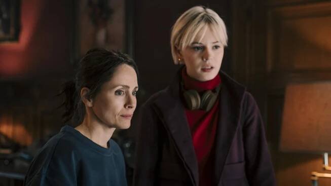 'Patience' review: A quirky sleuth on the spectrum is on the case - Los Angeles Times