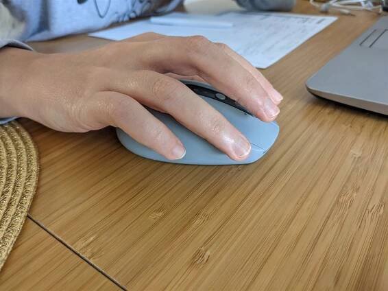 Recenze Logitech Wireless Mouse Silent M590 šedá | Alza.cz 