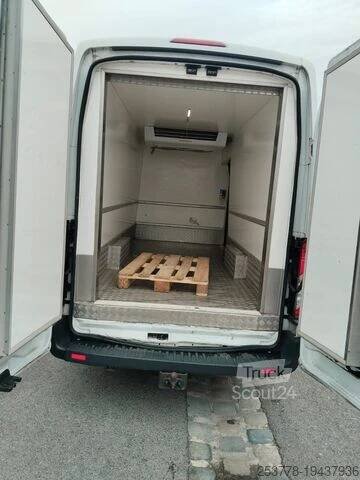 Chladírenský nákladní automobil Ford Transit