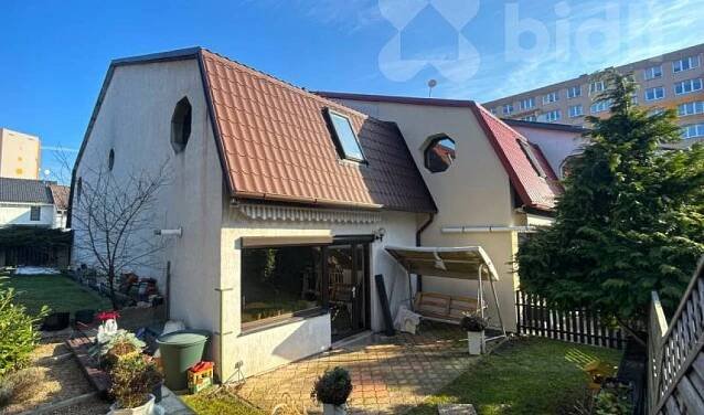 Prodej rodinného domu 4+kk o rozloze 159 m2 na pozemku 539 m2, Most | Reality.iDNES.cz 