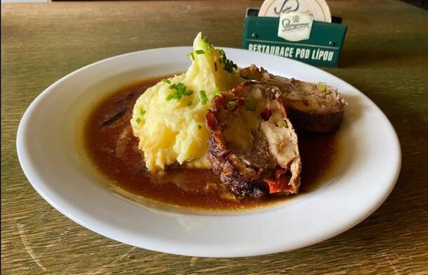 Jídlo - Restaurace Pod Lipou - Černošice