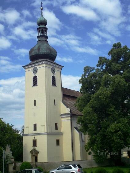 Buchlovice - kostel sv. Martina