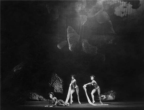 Medusa - 19.01.1968, Olga Skálová (Medusa), Helena Pejšková (Sestra), Rimma Charvátová (Sestra) Foto: Jaromír Svoboda