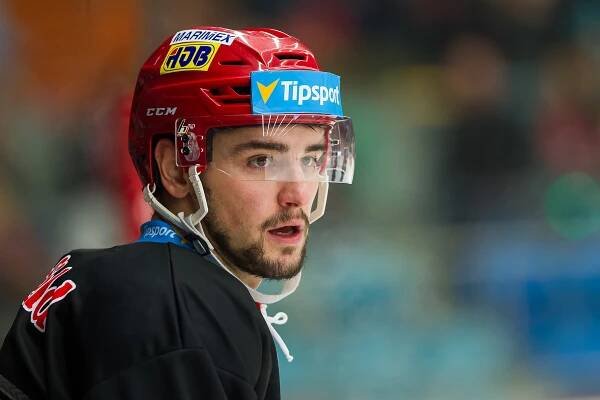 Mountfield HK, a.s. | Fotogalerie | Hráč | Lukáš Cingel