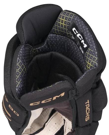 Rukavice CCM Tacks XF 80 JR černo-zlaté