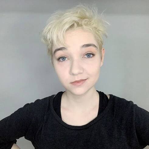 Julia Sarah Stone # 06