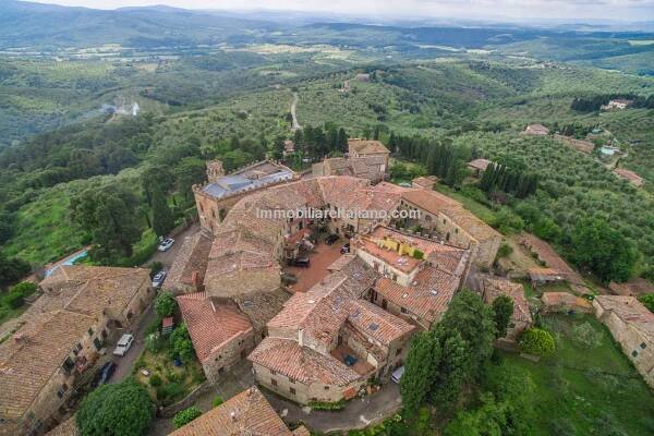 Medieval Castle Bucine Arrezo Tuscany Immobiliare Italiano
