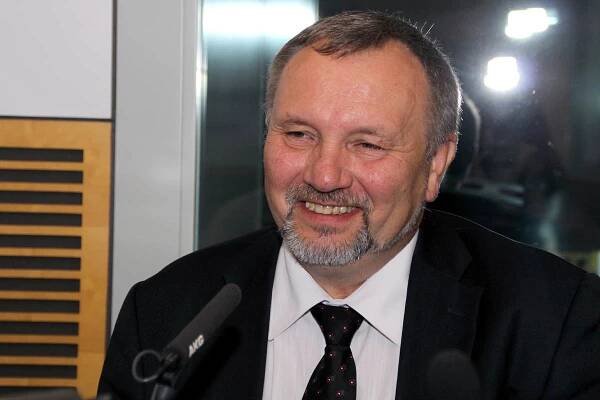 Pavel Kováčik, předseda poslaneckého klubu KSČM | Radiožurnál