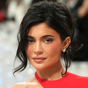 Kylie Jenner Says She Regrets Getting Breast Implants at 19