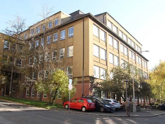 ČVUT a Chemický ústav bývalé německé univerzity, Hlavova čp. 2040/1