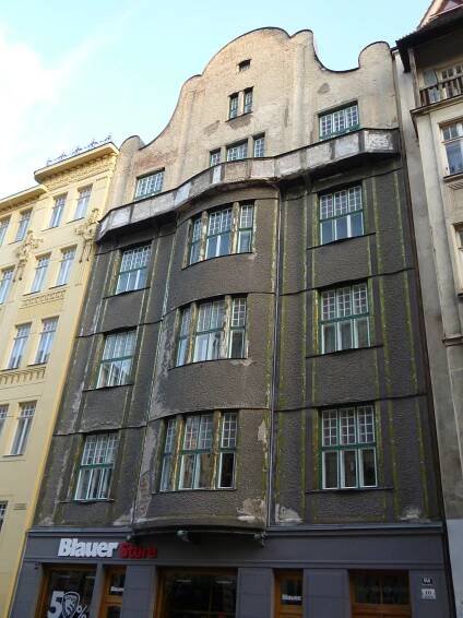 Soubor:Dvořákova 10, Brno.JPG – Wikipedie