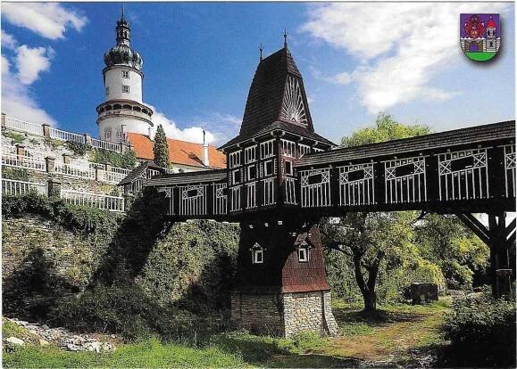 zámek Nové Město nad Metují - celkový pohled, erb