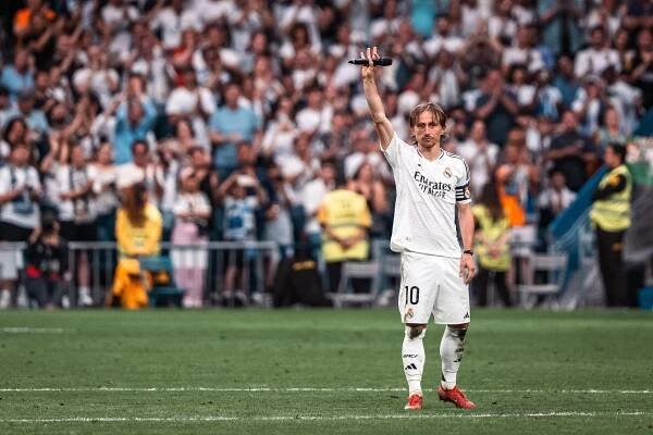 Byl „nejhorším přestupem sezóny“. Dnes Modrić odchází jako nejoceňovanější hráč Realu Madrid