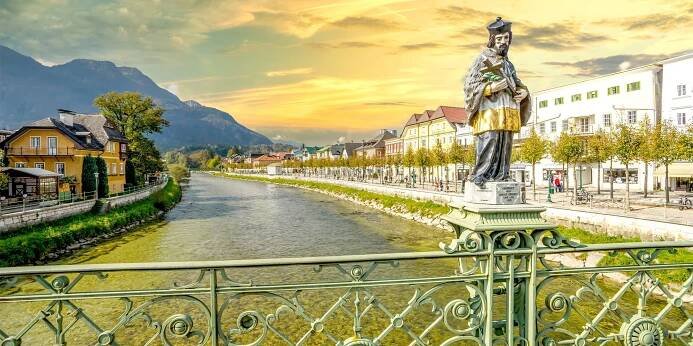 Bad Ischl: 4* hotel s wellness, snídaní a kartou výhod