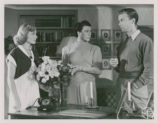 Ingrid Thulin, Ester Roeck Hansen, Claus Wiese - Kärleken segrar - Z filmu