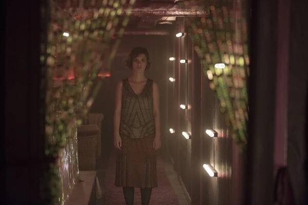 Babylon Berlín - Série 2 - Epizoda 2 - Z filmu - Liv Lisa Fries