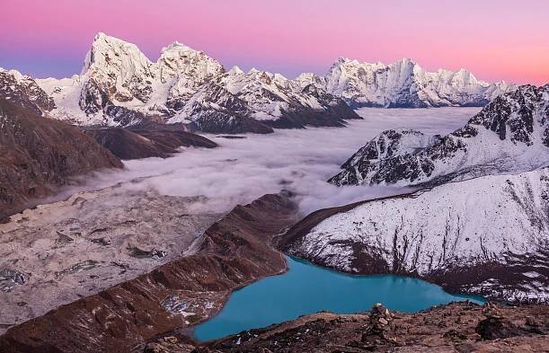 Gokyo Ri of Magic mountain lake and Mount Everest in Himalaya, Nepal