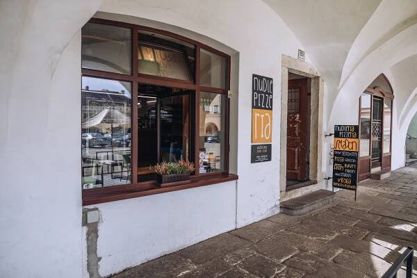 NUDLERIA A PIZZERIA
