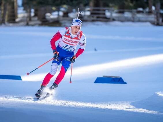 Jonáš Mareček běží sprint v Anterselvě.