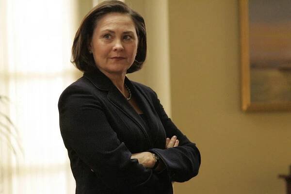 24 hodin - Day 7: 1:00 p.m.-2:00 p.m. - Z filmu - Cherry Jones