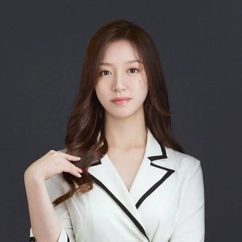 Zhou (Serena) Fang