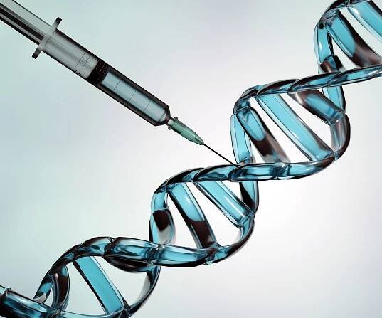 lékařská stříkačka s modrou skleněnou dna šroubovicí - genová terapie - stock snímky, obrázky a fotky