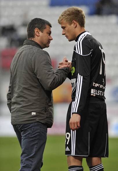 Vavruška: Daří se nám, ale Příbram fotbalem pohrdá