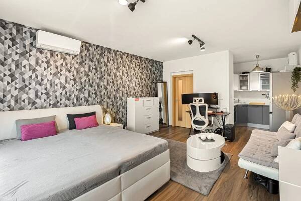 Prodej bytu 2+kk, 62 m2, ul.Rýnská, Praha 9, Čakovice - BABYLON REALITY s.r.o. 