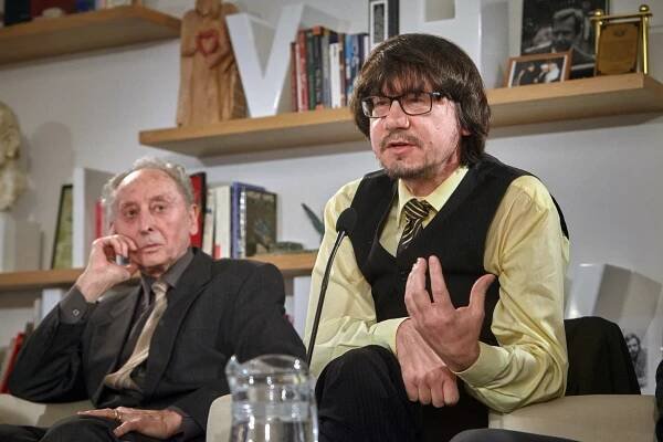 Filozofie, teologie a nepolitická politika (11. 5. 2017) - Fotogalerie - Knihovna Václava Havla