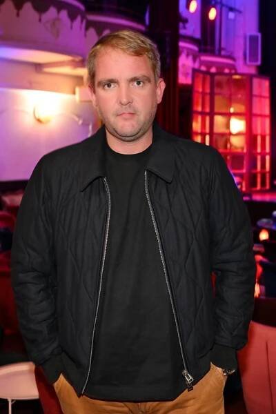 FOTO: Moderátor Libor Bouček na tiskovce k večeru French Touch. – stránka 49