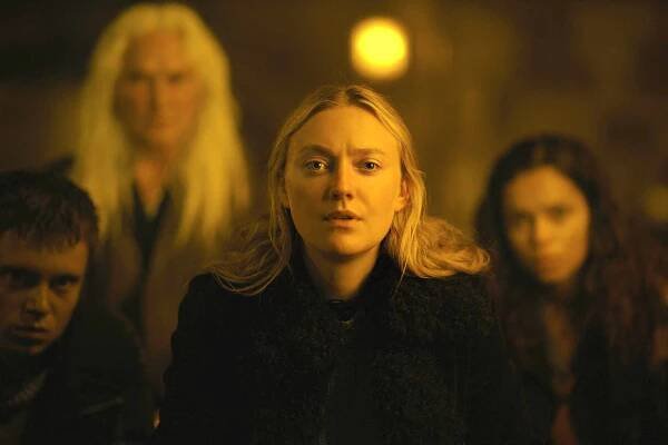 THE WATCHERS, from left: Oliver Finnegan, Olwen Fouere, Dakota Fanning, Georgina Campbell, 2024