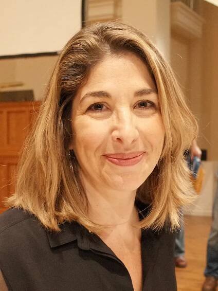 Soubor:Naomi Klein at Berkeley, CA.jpg – Wikipedie