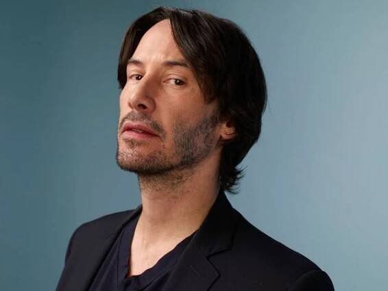 Keanu Reeves - Médium.cz