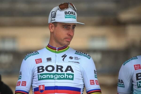 Peter Sagan je úspěšný cyklista.