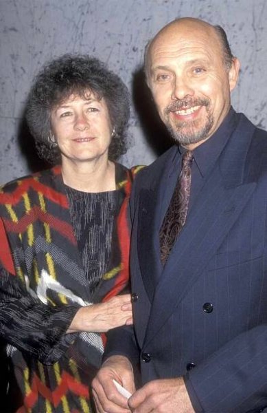 Actor Hector Elizondo and wife Carolee Campbell attend the 'Assassins' Opening Night Performance on March 31, 1995 at the Los Angeles Theatre Center in Los Angeles, California. 