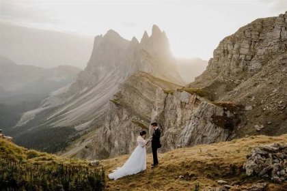 Ultimate Dolomites Elopement Guide for 2024