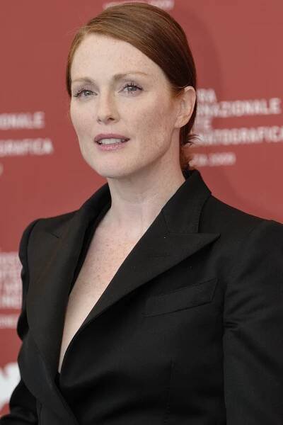 Soubor:Julianne Moore - 66ème Festival de Venise (Mostra).jpg – Wikipedie