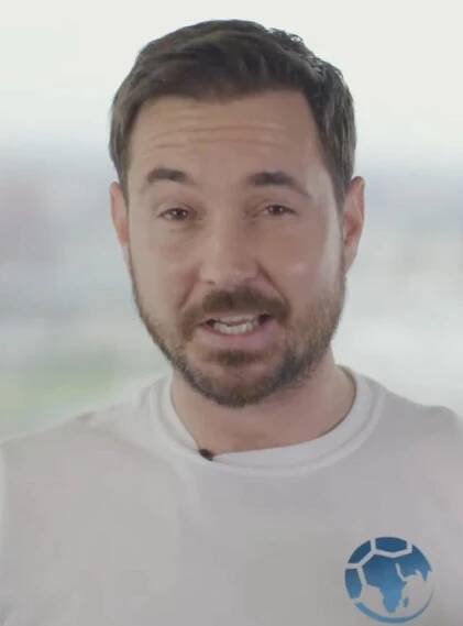 Martin Compston - Wikipedia
