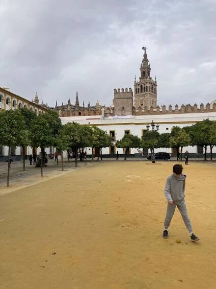 "Budou si myslet, že jsme se zbláznili." Sevilla láká na flamenco, keramiku i Kolumba