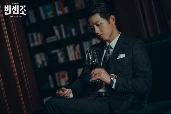 Vincenzo - Fotosky - Joong-ki Song