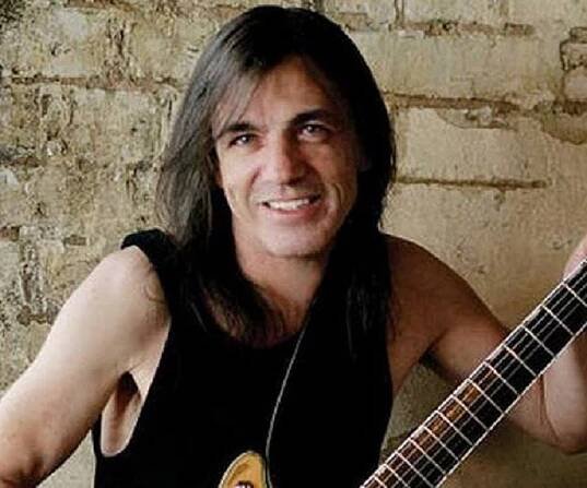 Malcolm Young Biography - Facts, Childhood, Family Life & Achievements of Australian Musician