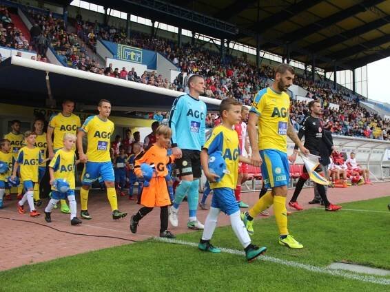 Další teplický debakl. Slavia se na tři body na Stínadlech nenadřela