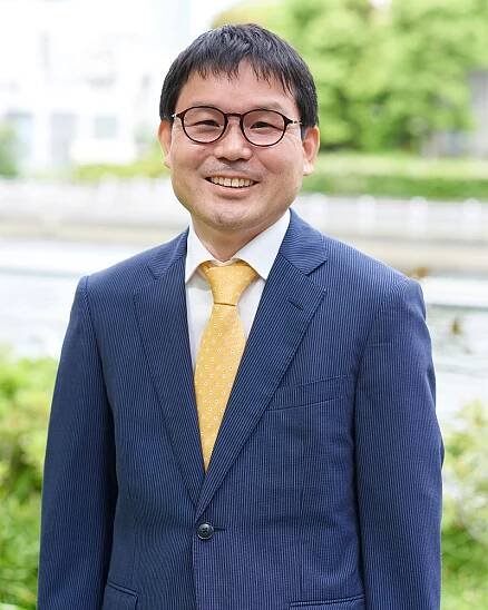 服部亮也