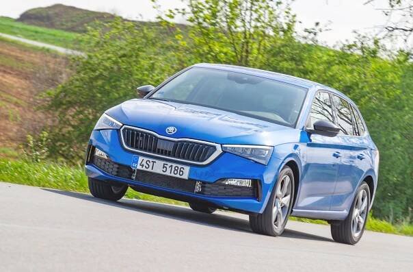 Nová Škoda Scala: Jakou má přezdívku, kolik žere a jak se s ní doopravdy jezdí?