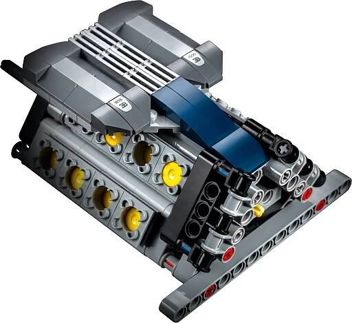 LEGO Technic 42083 Bugatti Chiron