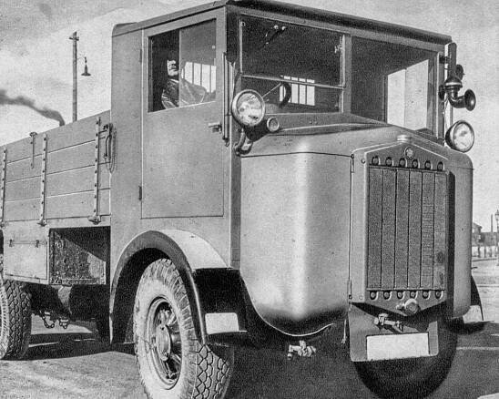 Tatra 23/24: první s nosnou rourou