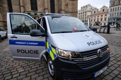 Na nový policejní vůz přispěla také plzeňská radnice – Plzeňský rozhled