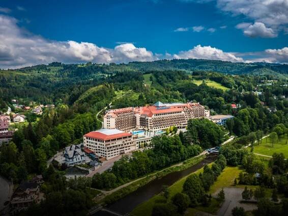 Hotel s bazénem na horách - Hotel Gołębiewski Wisła